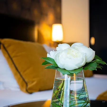 Western Le Moderne ホテル 4*