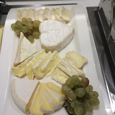 Western Le Moderne 4* カーン