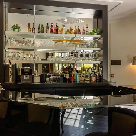 Western Le Moderne カーン