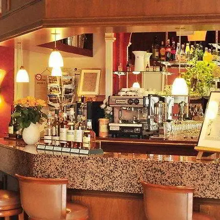 Western Le Moderne 4* カーン