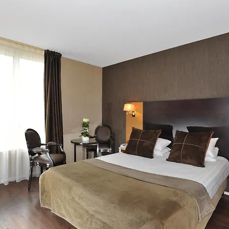 Отель Western Le Moderne 4*