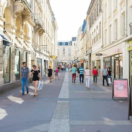 Western Le Moderne