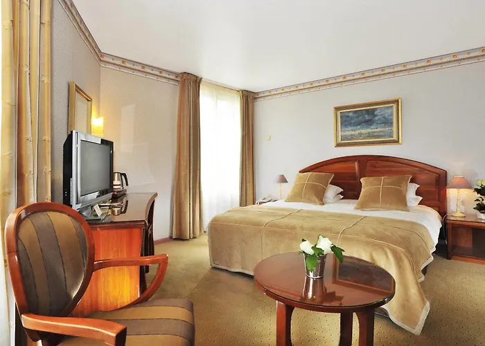 Western Le Moderne Szálloda 4*