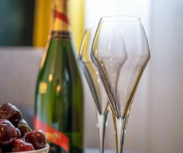 Western Le Moderne קאין